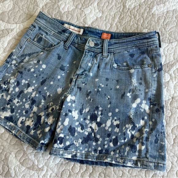 Pilcro And The Letterpress Anthropologie Denim Paint Splatter Hyphen Jean Shorts - Picture 3 of 6